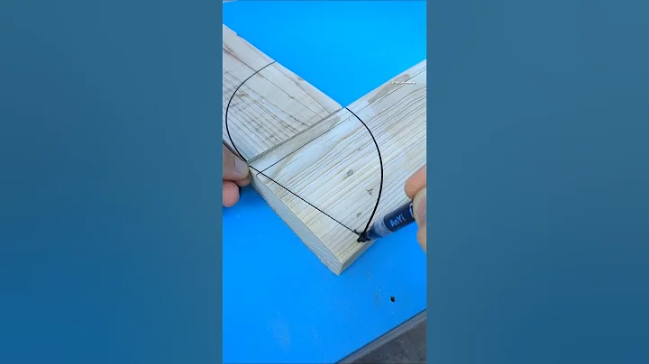 Unique Carpenter Techniques for Joining Wood at 45-Degree Angles #diy #woodworking #tips #tricks