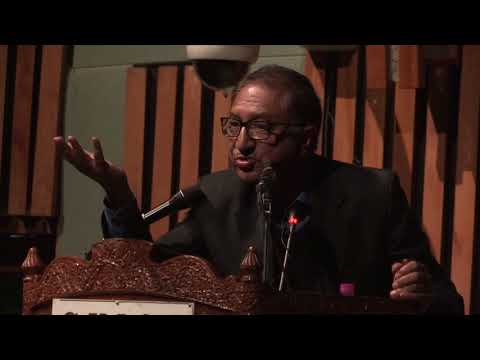 Saleem Begh at Tassavur 2017. Topic: Architectural Conservation, Urban Renewal & Place Making