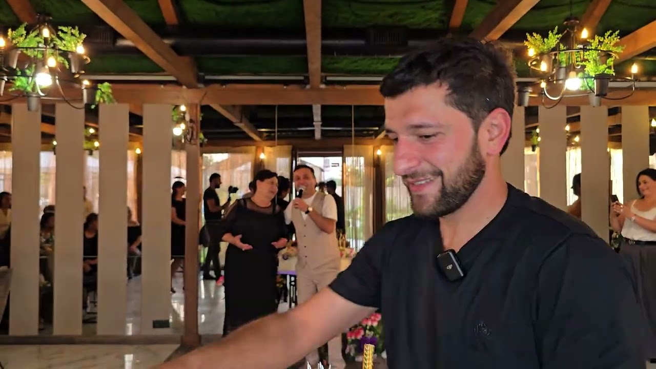 ՄՈՌԵՆԱ ԳԱՐԴԵՆ։Քույրիկների գեղեցիկ նվերը տիկին Գայանեին ։