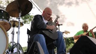 Download lagu Sundad live at the Garlic Festival