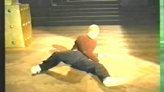 How to Breakdance - Lessons - Basic - 4 - Backspin