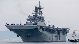 미 해군 최초 F-35B 스텔스 전투기 20대를 탑재한 강습상륙함 트리폴리 주일 미군기지 전진배치