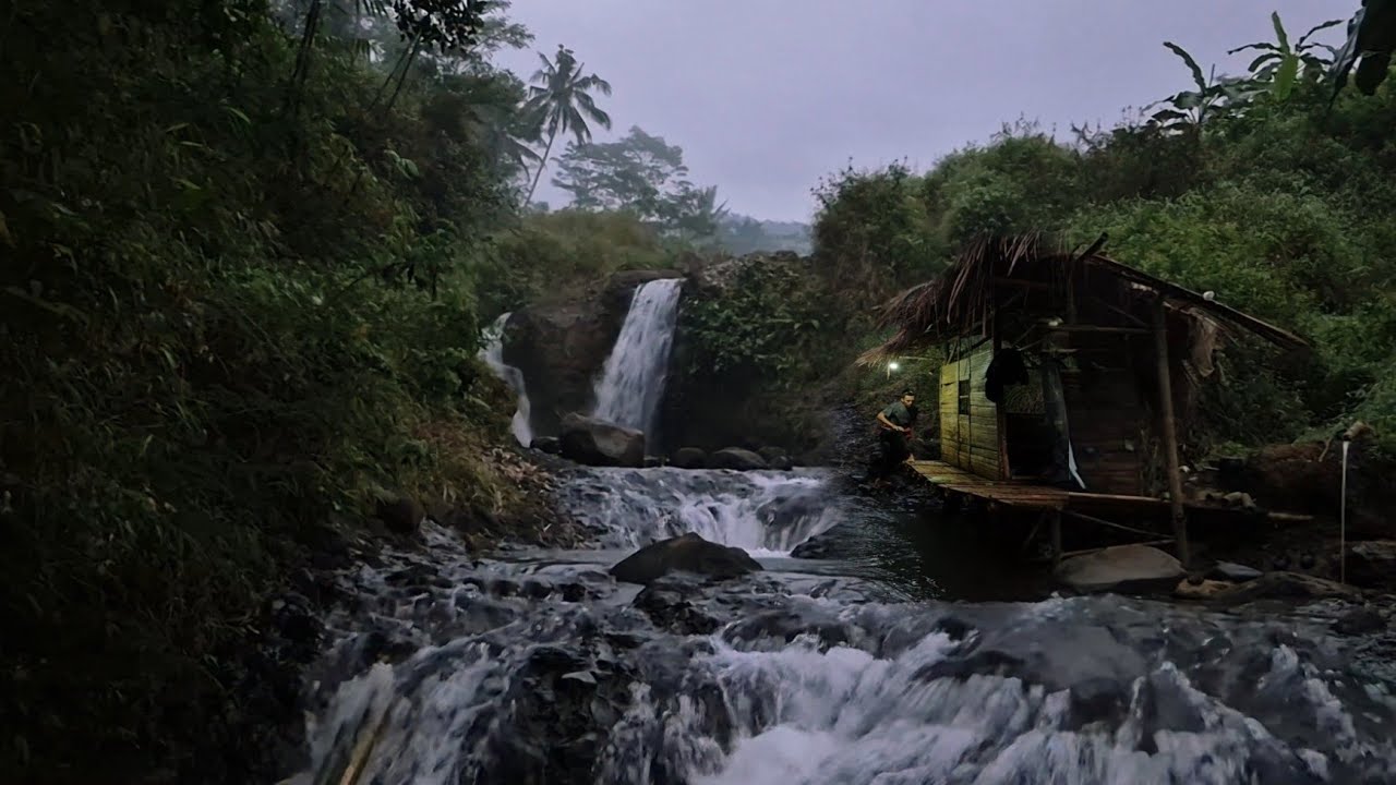 Hidup di Desa, Menginap di Pondok Pinggir Sungai, Melihat Keindahan Alam Pedesaan