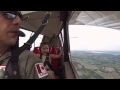 Vogëlushja shkrihet derisa fluturon me aeroplan (VIDEO)