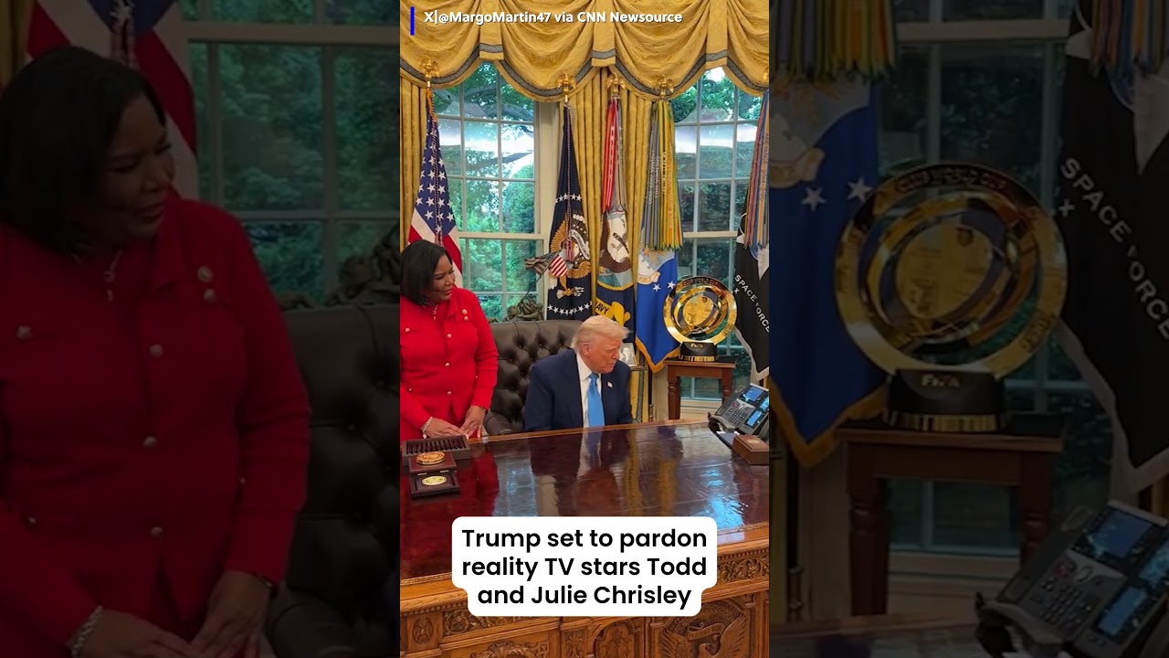 President Trump spoke with Savannah and Grayson Chrisley to tell them  he is pardoning their parents