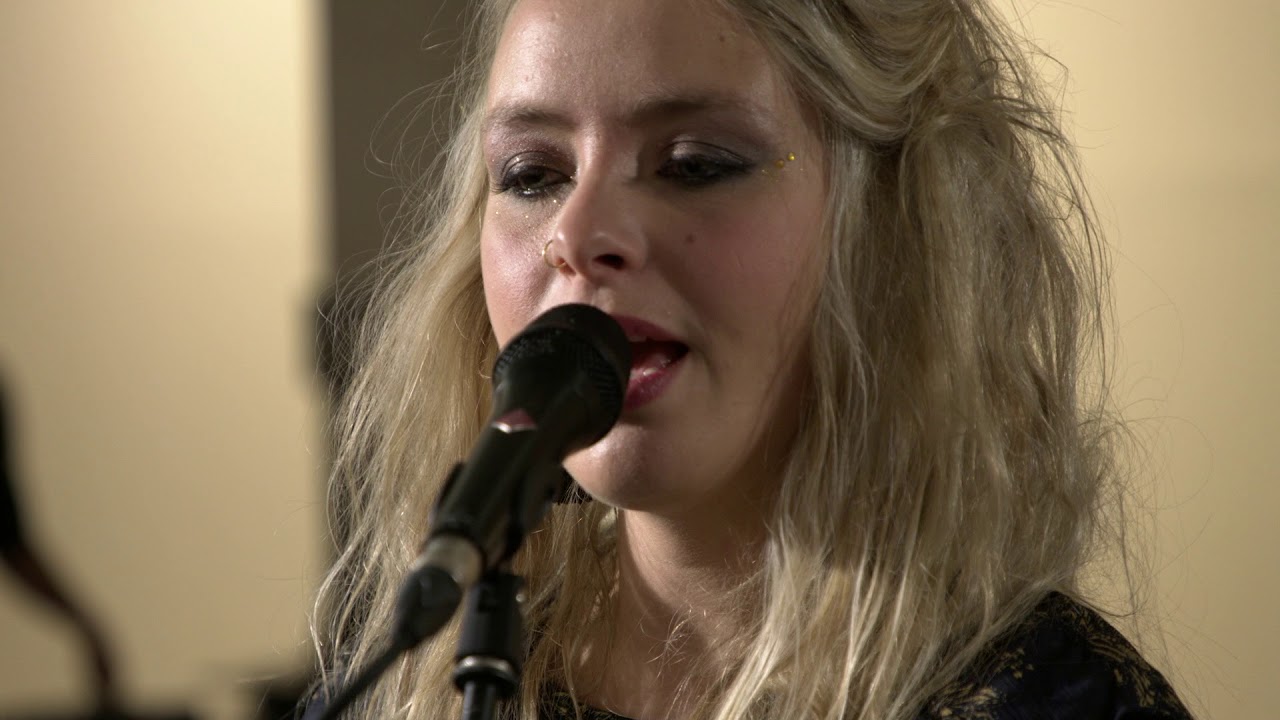 The Midnight Revolution - Miracle (Live on KEXP) in studio nails