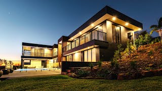 Modern Mid Century Luxury Coastal Residence in Queensland, Australia