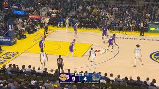 Deandre Ayton freezes, lets Pat Spencer gets the offensive rebound and score