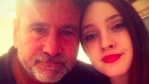 Kjo vajzë i tregon babait të saj se ka Perioda, reagimi i tij po çmend rrjetin