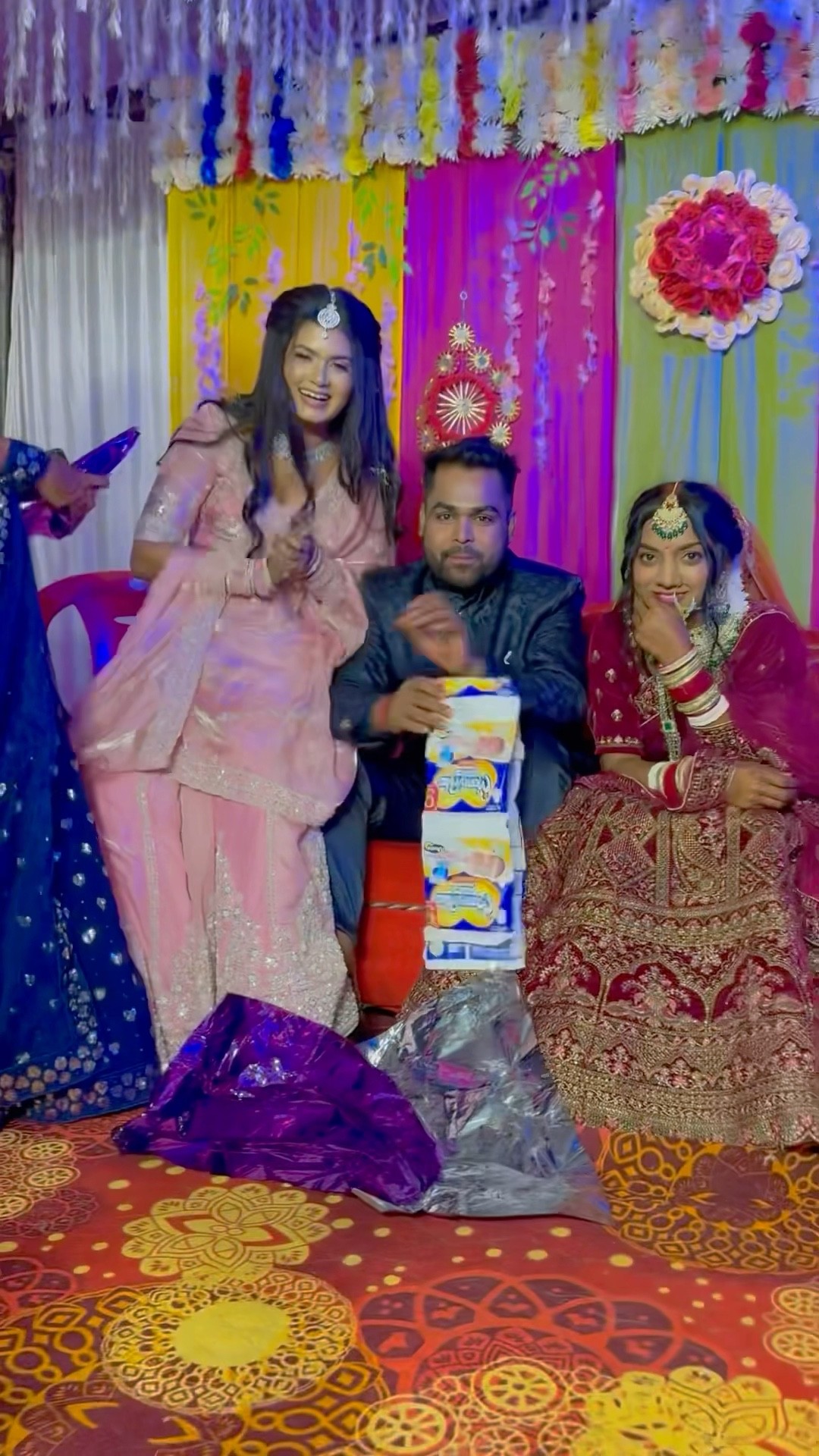 Ek kuwara phir gya mara