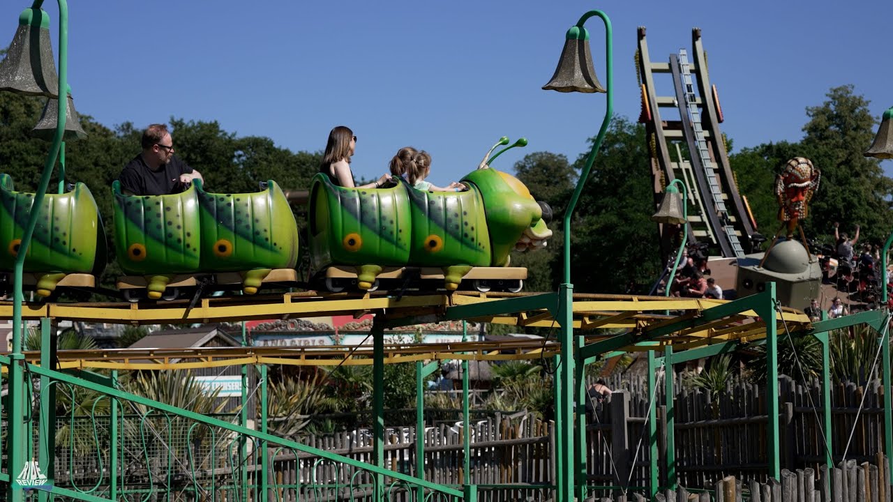 African Big Apple - POV - West Midland Safari Park - Pinfari - Big Apple MB28 / Wacky Worm