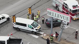 3 kids, 1 adult hospitalized after Bellevue school van crash