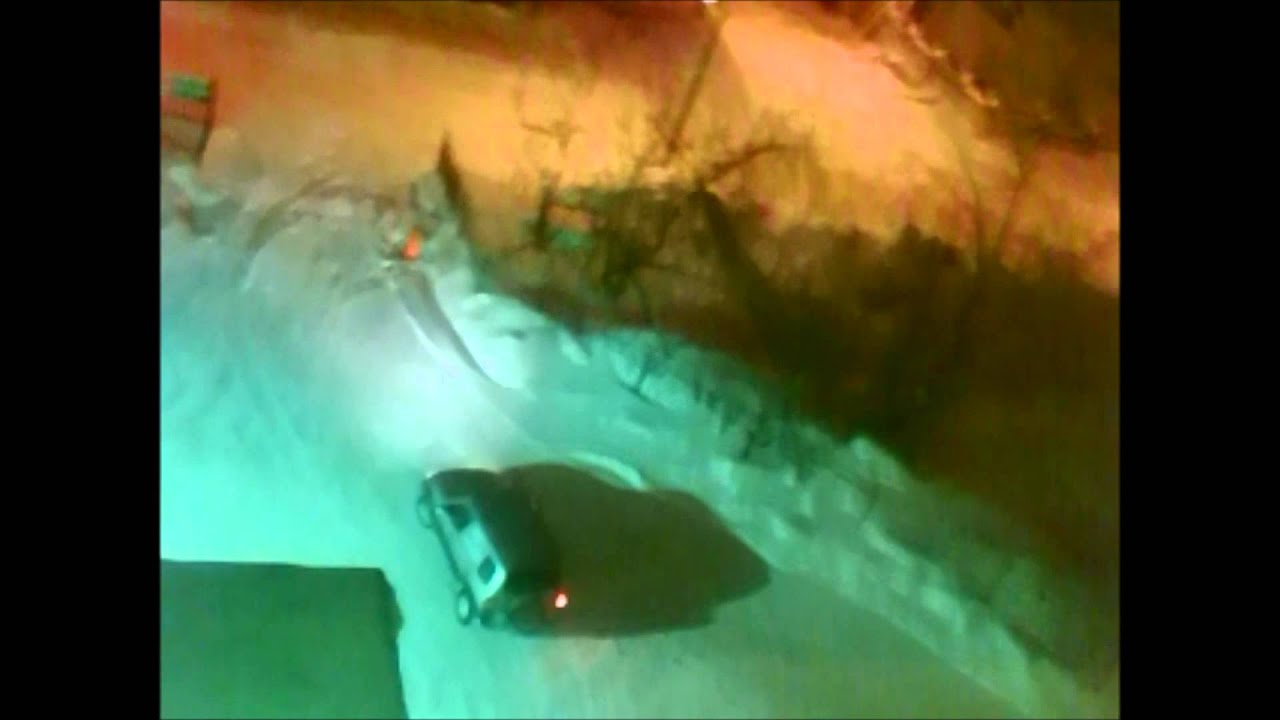 ЧОП Дельта жестоко избивают мужчину - YouTube