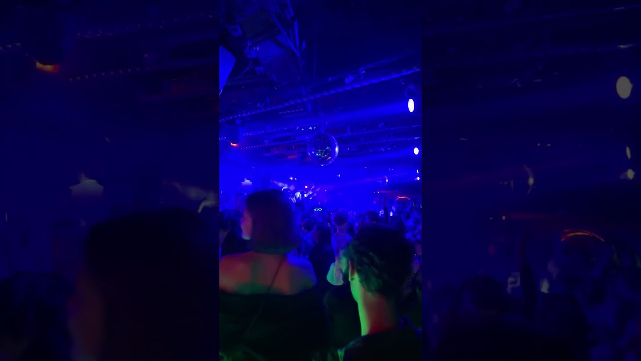 Cannes night life, bisous bisous club April 2023