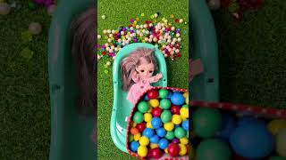 Take a bath #toys #subscribe #enjoy