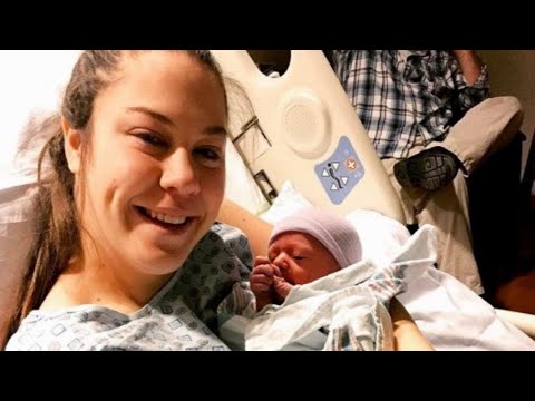 Video: De Vrouw Beweert Dat Ze Zwanger Werd Nadat Ze Was Ontvoerd Door Aliens - Alternatieve Mening