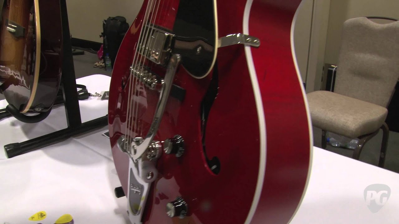 Montreal Guitar Show '11 Godin Guitars Acoustic Multiac, 5th Ave Uptown