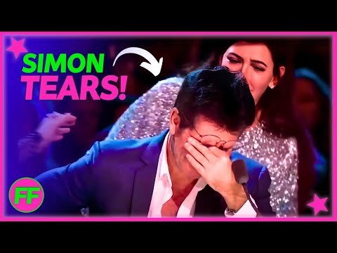 Video: Simon Cowell îi întreabă pe fosta iubită Sinitta să fie mama lui Dumnezeu