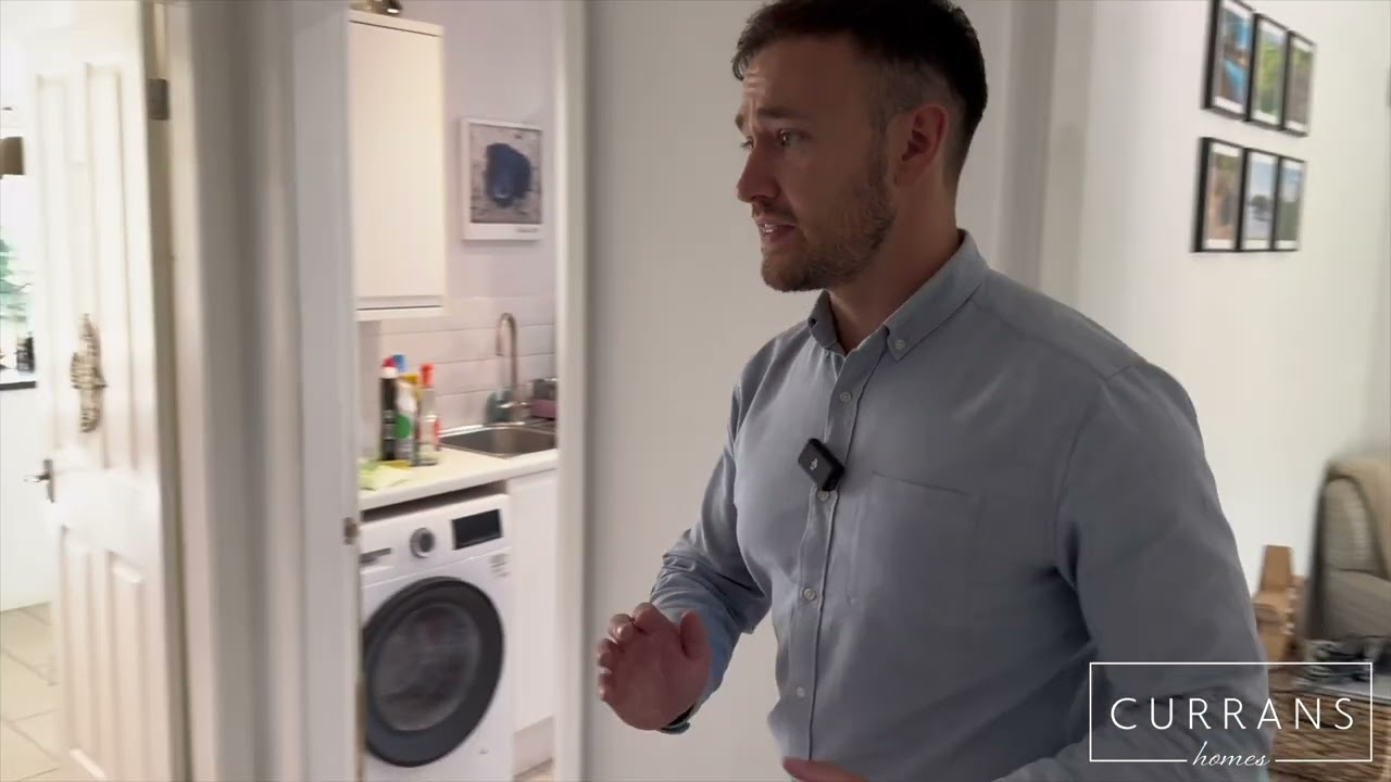 The Village House, Village Road, Christleton £525,000    4K