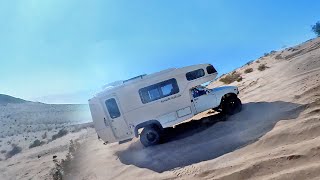 Will this 1980's Truck Camper make it up this SAND DUNE?! - Toyota Sunrader 4x4 on 35's