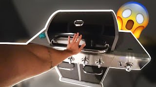 Compramos Um Robô Gigante...quer Dizer, Uma Churrasqueira A Gás