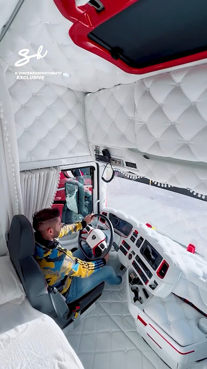 Mengapa interior truk ini terlihat seperti satu kasur besar...? 😍 #truk #interior #kendaraan