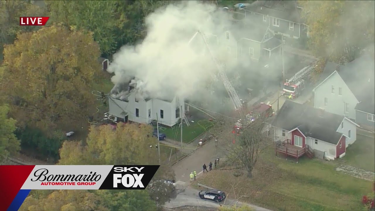 One dead, others injured in fatal house fire in Belleville - YouTube