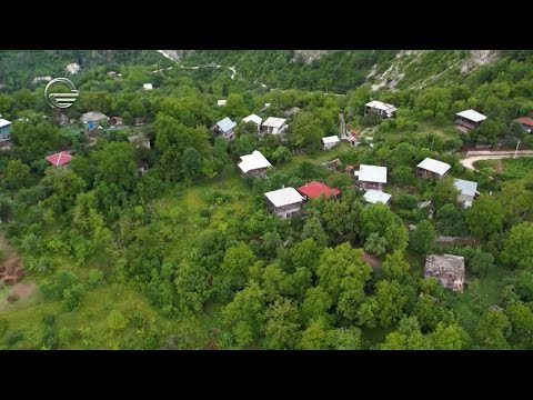 გოგოლათი - კულტურული მემკვიდრეობის სტატუსის მქონე სოფელი, რომელიც უნიკალური ხის სახლებით გამოირჩევა