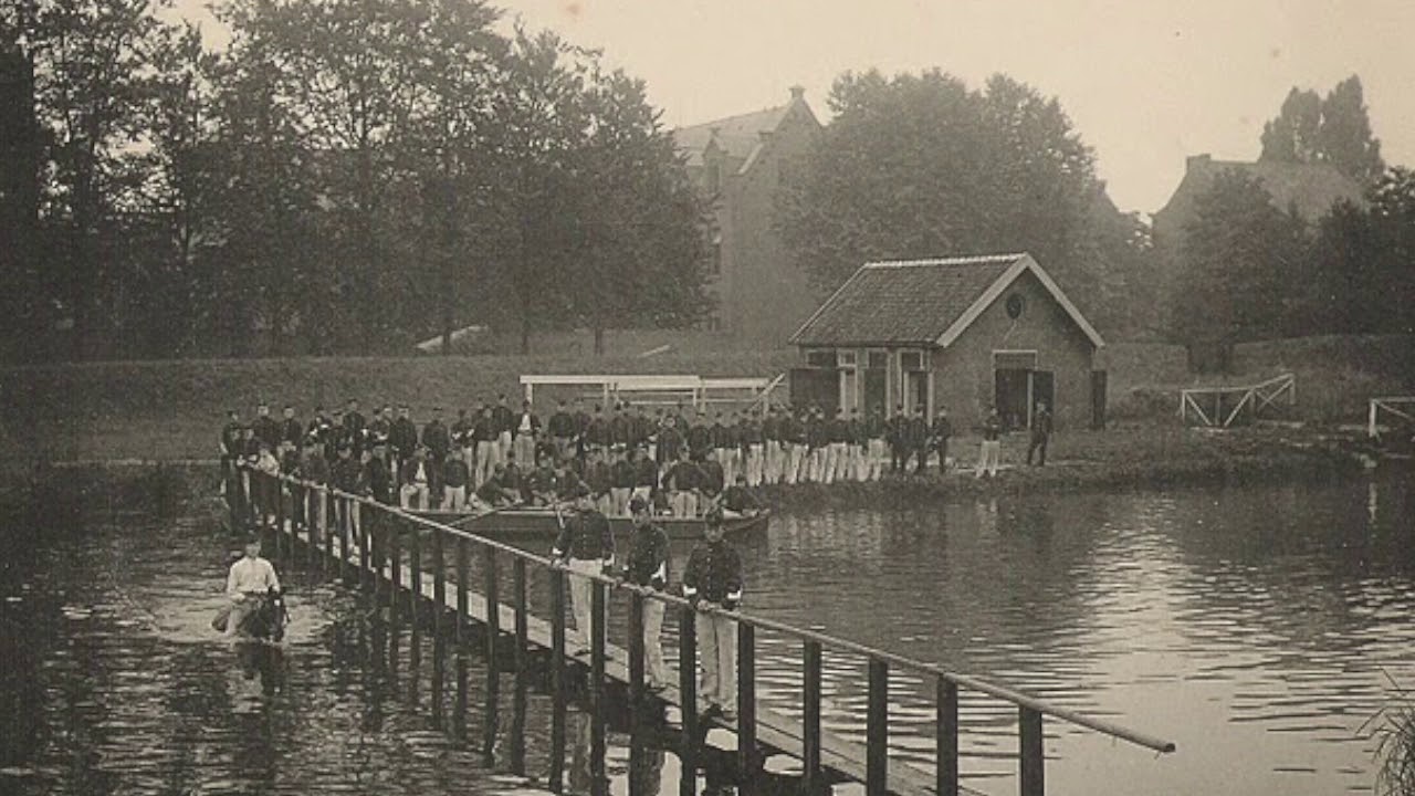 Vijver in het Rosarium