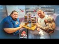 Sushi essen in tokio mit sumo hiroki eskaliert