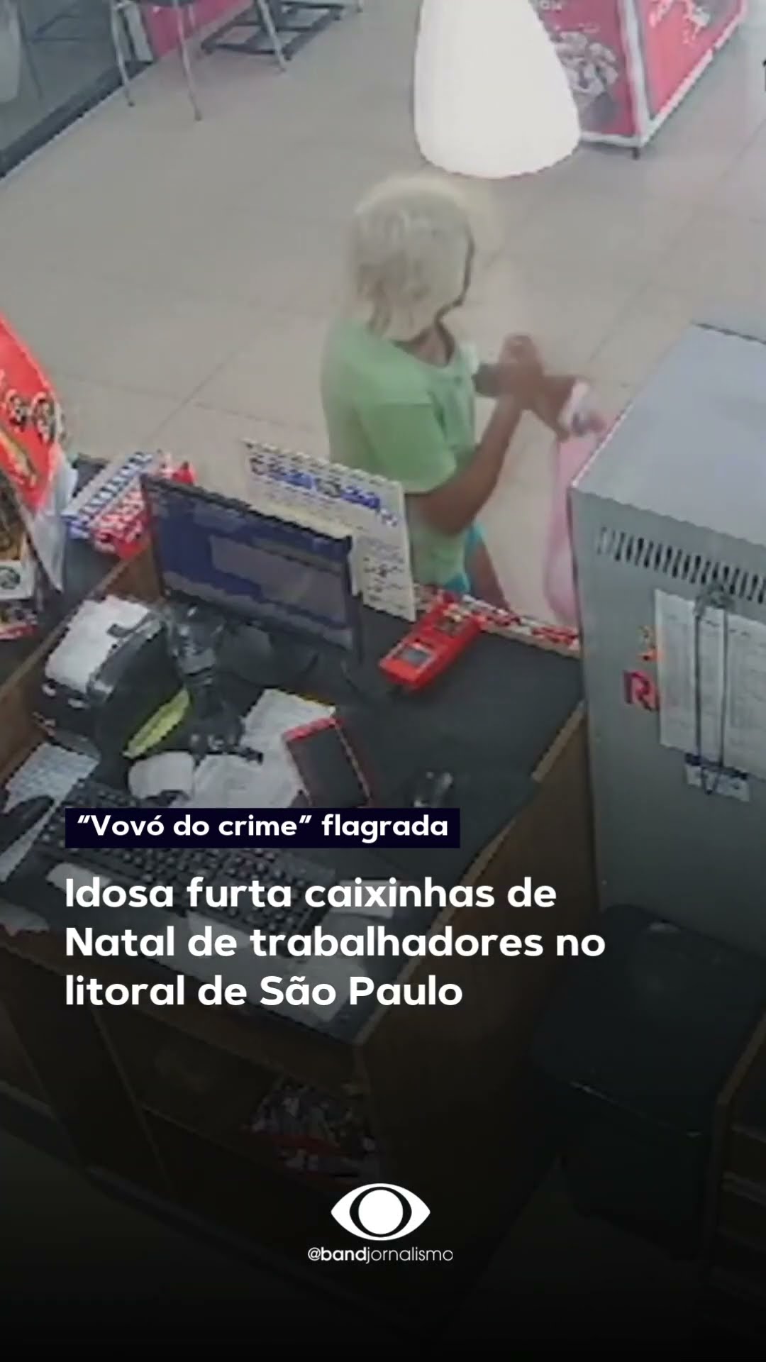 Idosa furta caixinhas de Natal de trabalhadores no litoral de São Paulo #shorts