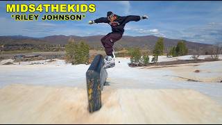 IS THIS the BEST SNOWBOARDER in the GAME?!? | Mids4thekids (Riley Johnson)