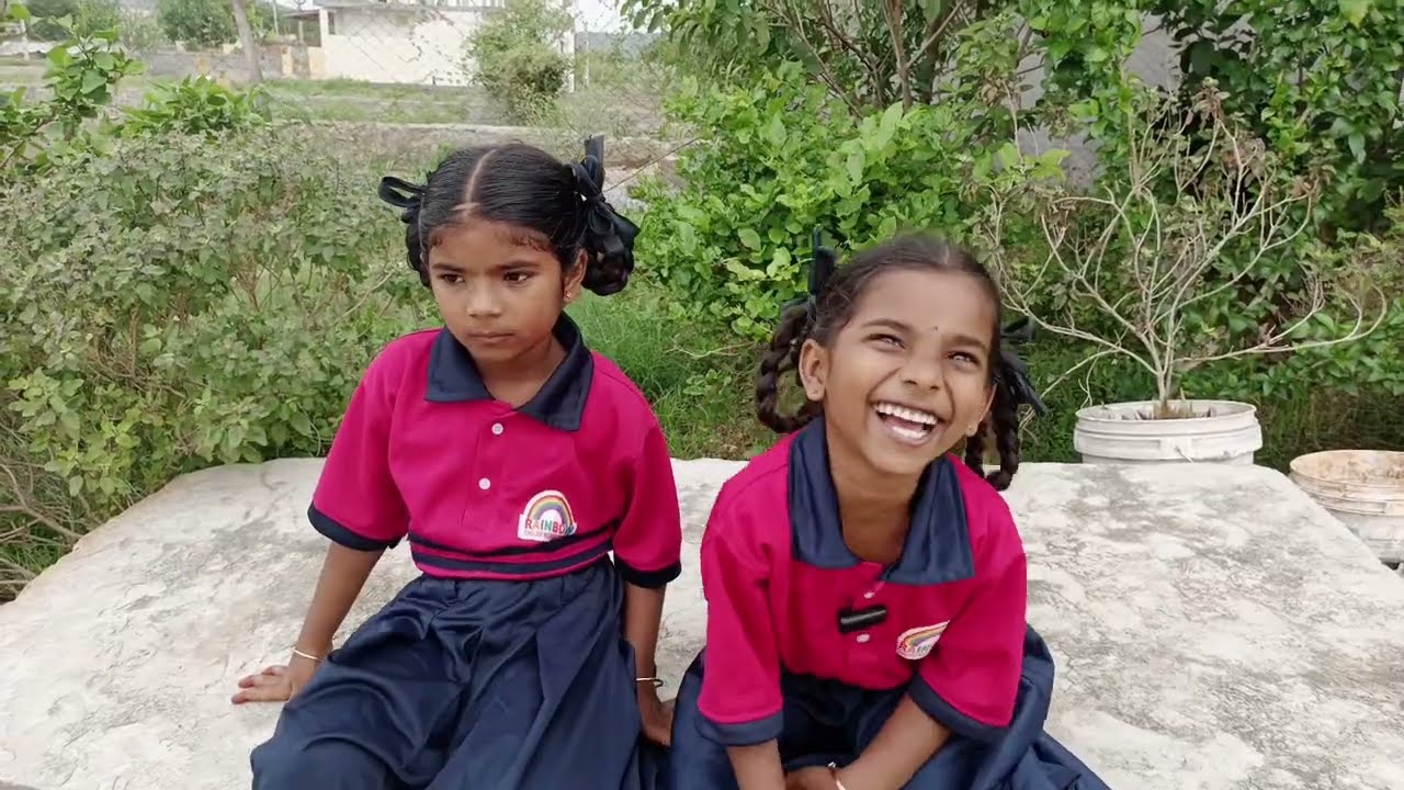 మోక్ష శ్రీ హనీ ని స్కూల్ లోనే వదిలేసి వచ్చింది కానీ 🤔 మోక్ష మిస్ అయింది అనుకోని హానీ చూడండి 😭