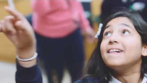 Advent Calendar ~ VI ~ Festive Juggling at Yeading Library