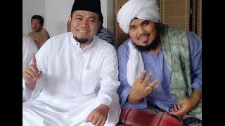 Derry Sulaiman  bersama Walikota Bengkulu Helmi Hasan