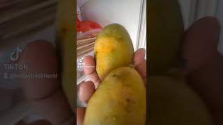Ginih Kalo Bumil Pagi Pagi Juga Ke Inget Puya Mangga...