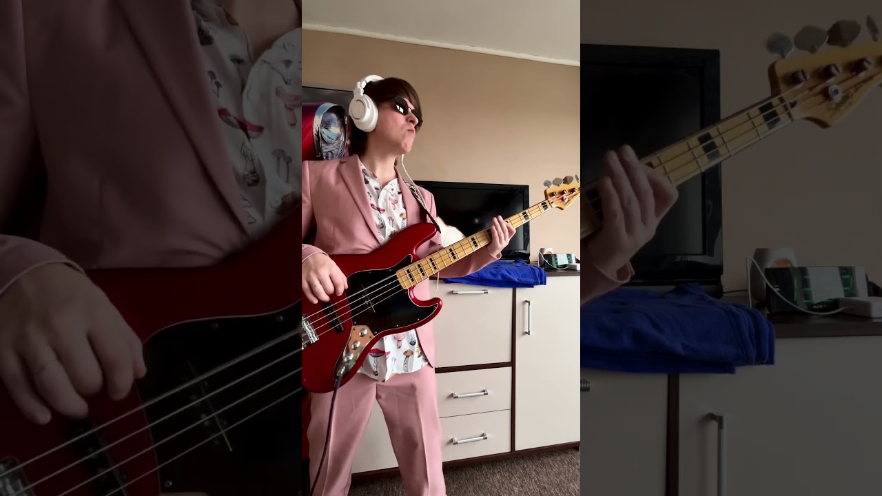 Obejrzyj Bass cover of Get Down On It by Kool & The Gang.#basscover #funkbass #groove #getdownonit w YouTube Obejrzyj Bass cover of Get Down On It by Kool & The Gang.#basscover #funkbass #groove #getdownonit w YouTube