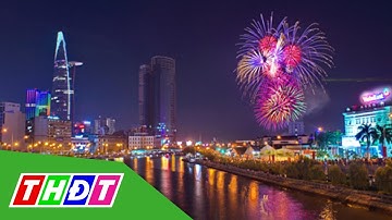 Không khí đón năm mới rộn ràng khắp cả nước | THDT