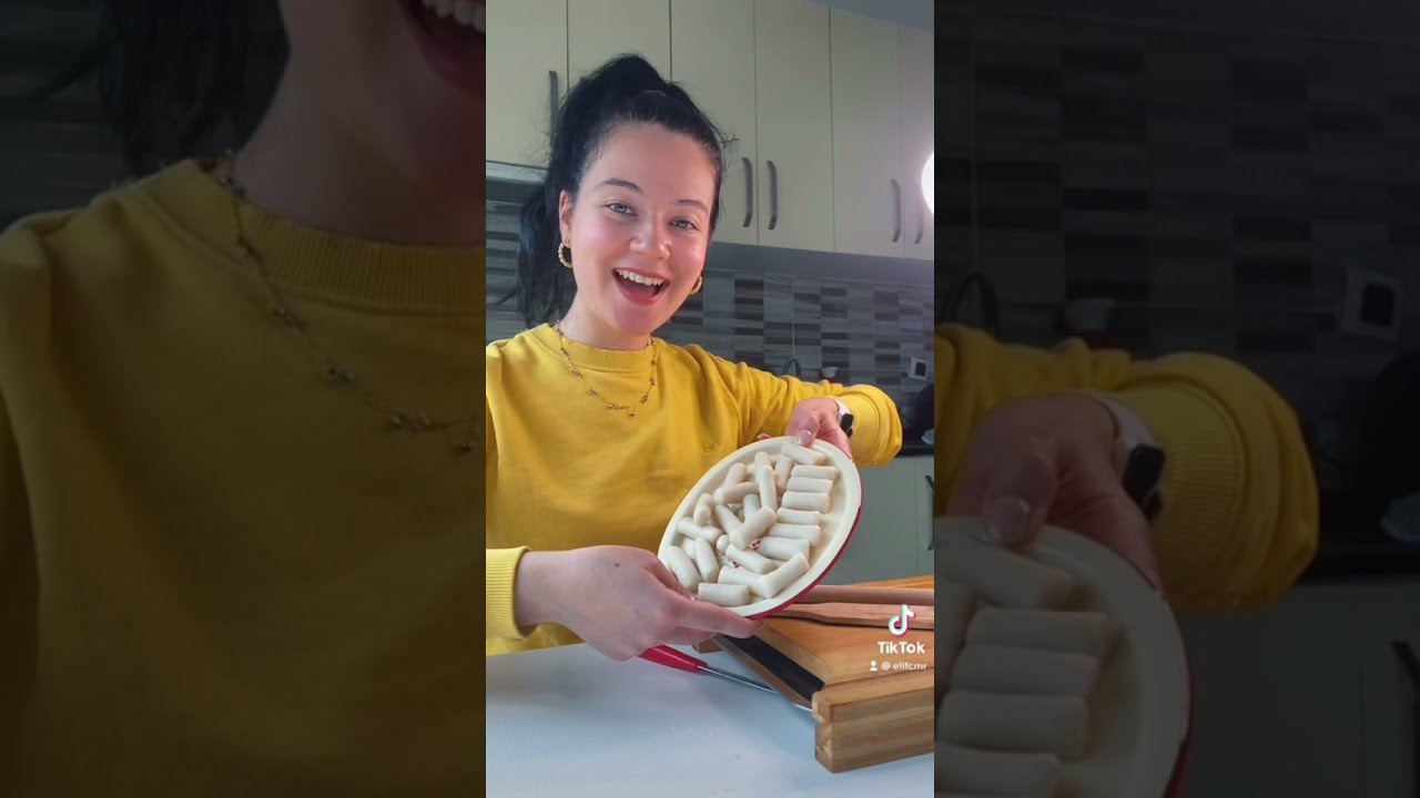 Kore şeyleri serisi -Tteokbokki (pirinç keki). Yarın bunu kullanarak farlı tarif geliyor. ????