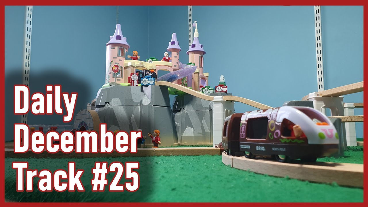 Play: Christmas Train Track Gets Harder: BRIO's Day 25 build challenge