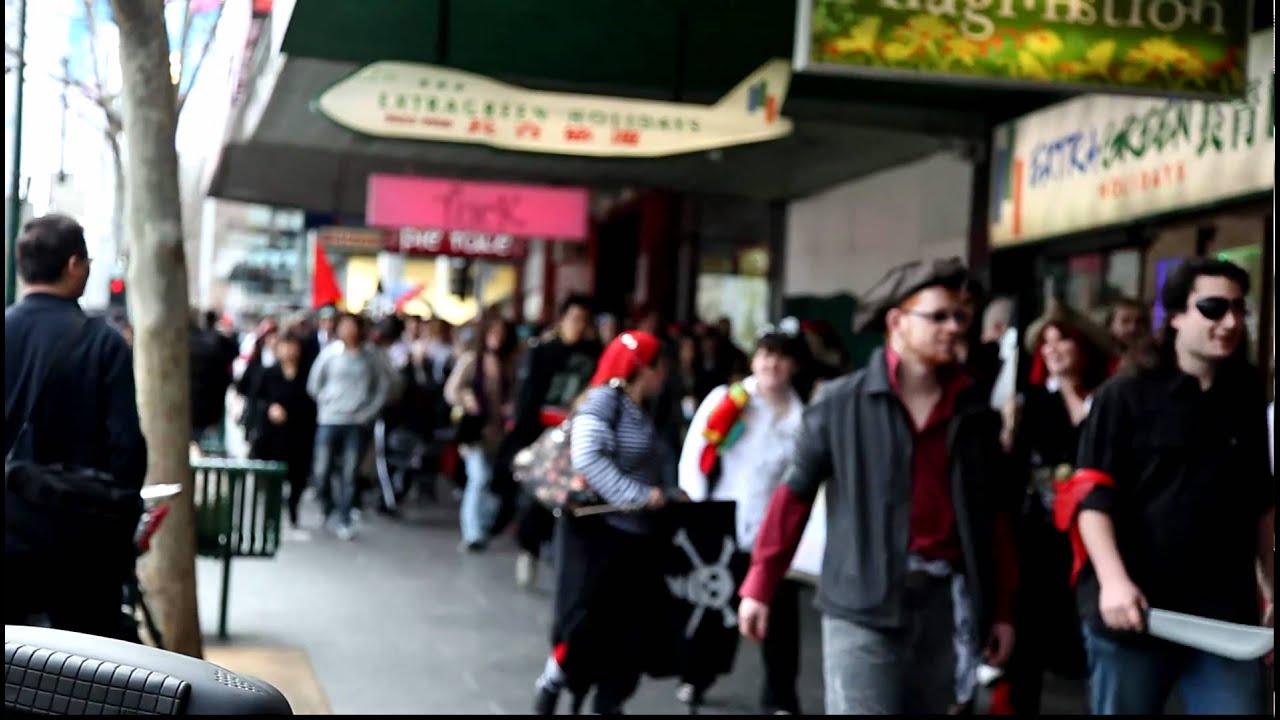 Melbourne Flash Mob: Pirate Parade 2010 - Marching