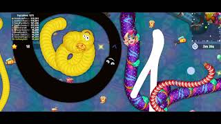 Worm Hunt | Slither.io on the fun battle arena online with hungry little worms and eat big snake screenshot 1