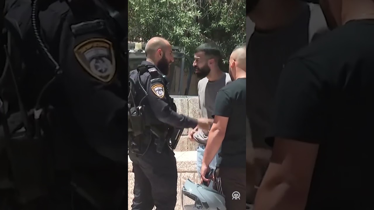 Israel imposes restrictions on Al-Aqsa Mosque worshippers