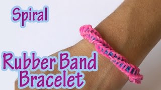 Loom-Free Fishtail Bracelets  Diy bracelets elastic, Rubber band crafts, Rubber  band bracelet