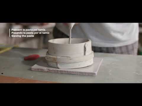 Vídeo: Les rajoles de ceràmica són poroses?