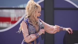 Dolly Parton takes playful dig at Buc-ee's