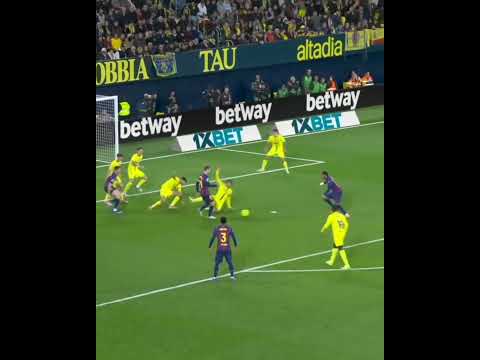 Scramble in the box and Lamine Yamal finishes it off 🔥