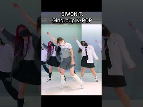 <strong>JIWON</strong> T. NewJeans(뉴진스) - &amp;#39;Ditto&amp;#39; Cover DanceㅣGirlgroup K-pop Class