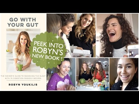 PEEK INTO ROBYN'S NEW BOOK !