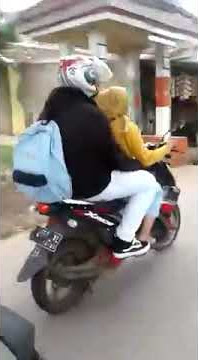 Di boncengin sama pacar